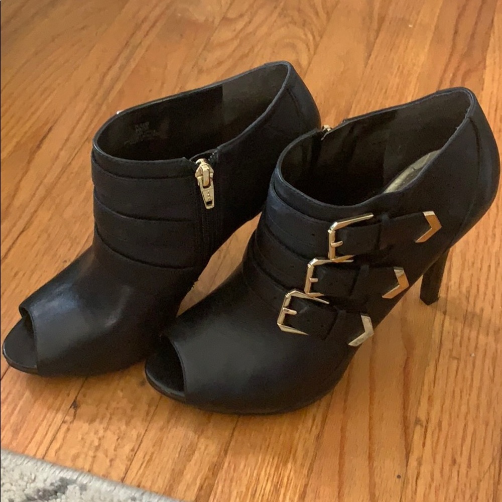BCBG peep toe booties